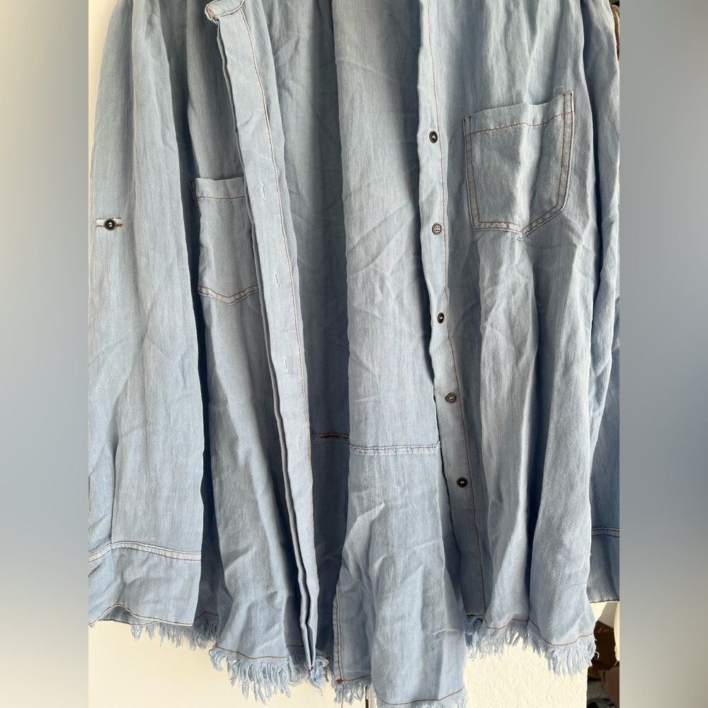 *NWOT* Umgee Women’s Denim Button Up Shirt - Picture 4 of 5